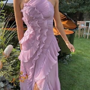 Elegant One-Shoulder Pleated Lavender Dress